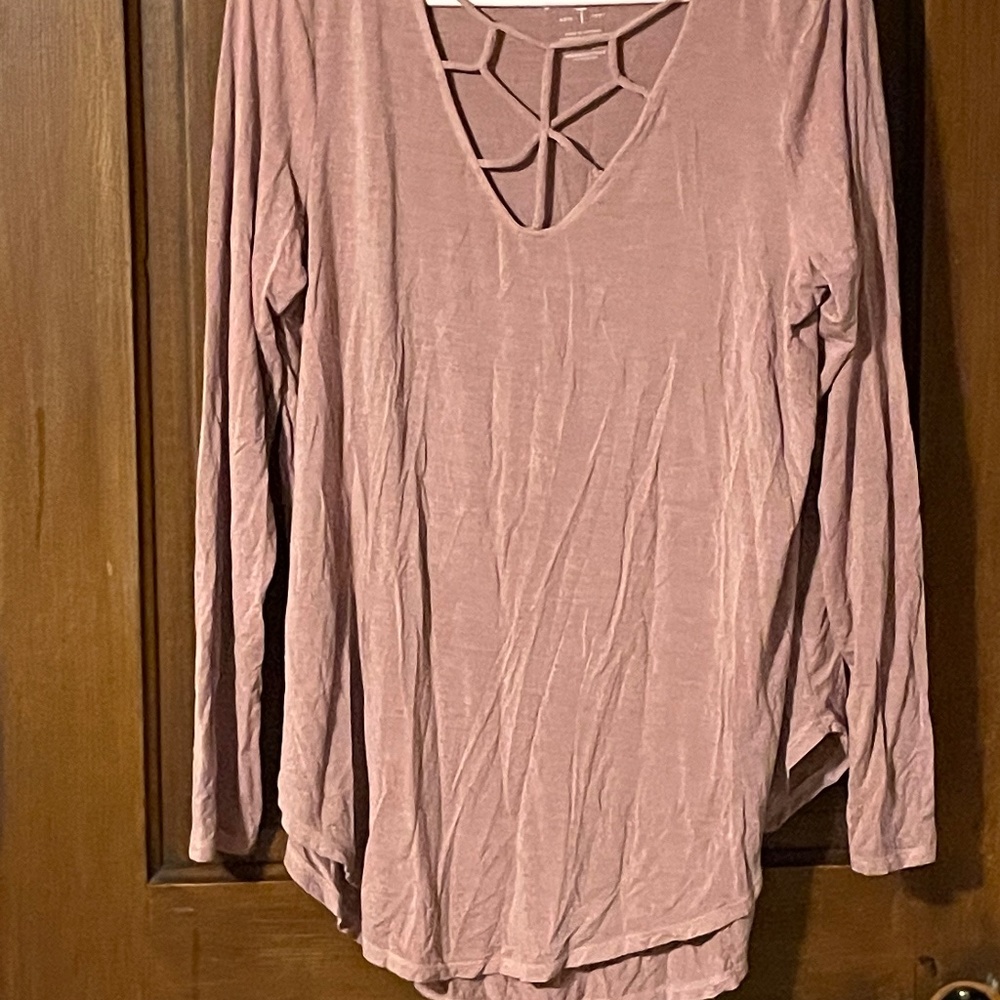 American Eagle Soft and Sexy XL long sleeved t shirt